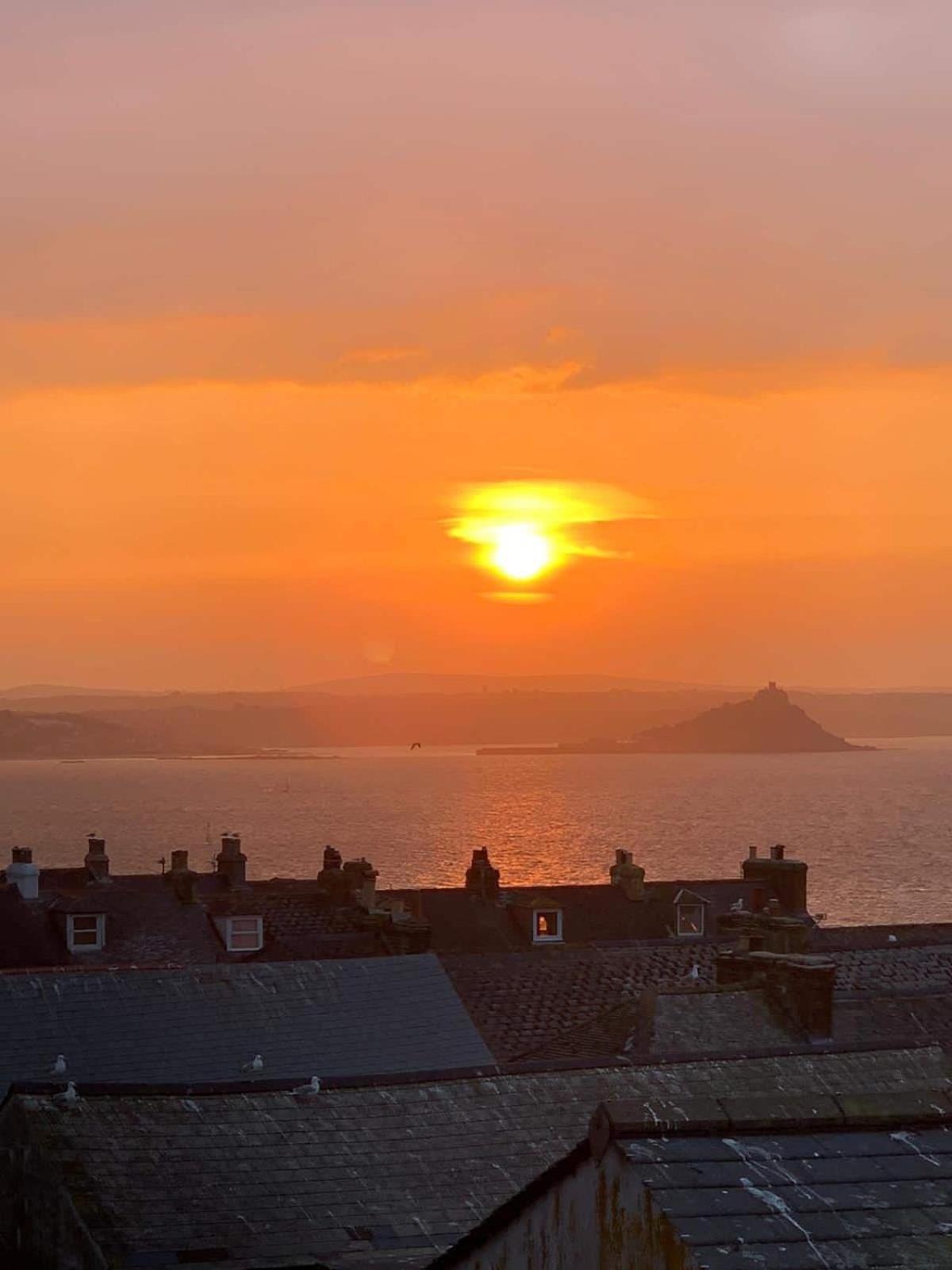 Stunning Penthouse In Penzance "Amazing Sea Views" Apartment Екстериор снимка